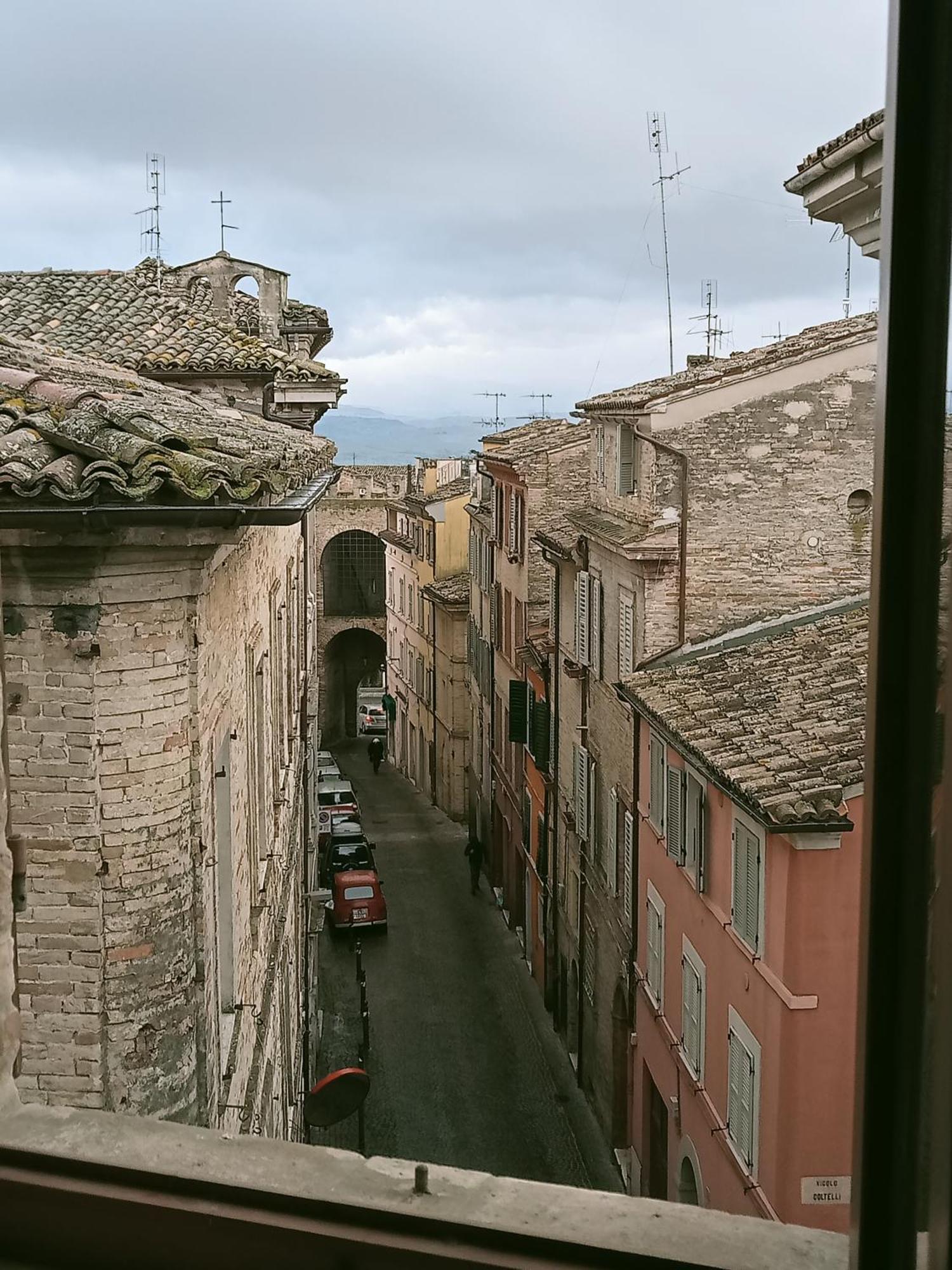 Camere Via Crispi Centro Storico Macerata Ngoại thất bức ảnh